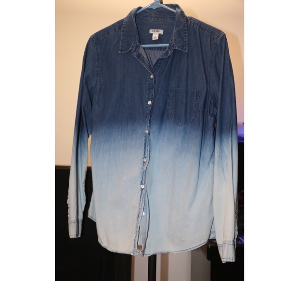 Long sleeve casual shirt - Picture 1 of 1